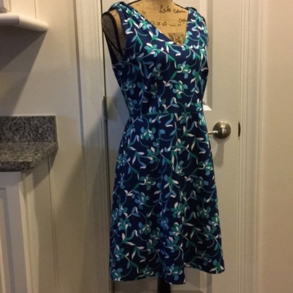 Draper James Dress Floral Knot Love Circle